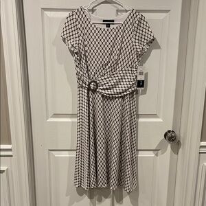 NWT Elegant Brown and White Patterned Dress
